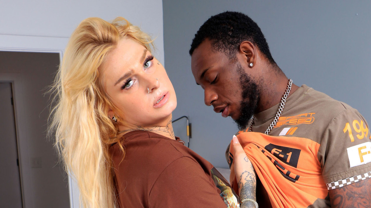 Peaches Can’t Wait To Get Pounded